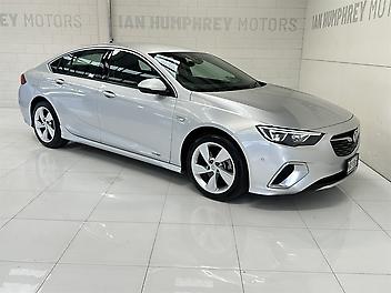 130,500 Km, Sedan, 3564 cc, Petrol engine, 9 Speed Automatic