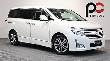 96,324 Km, People Movers, 2488 cc, Petrol engine, Automatic