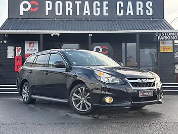 106,386 Km, Station Wagon, 2498 cc, Petrol engine, Automatic