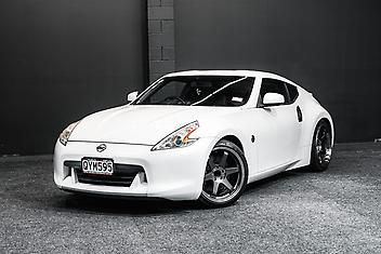 164,000 Km, Coupe, 3696 cc, Petrol engine, Tiptronic