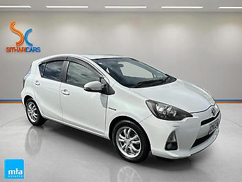 133,601 Km, Hatchback, 1496 cc, Hybrid engine, Auto