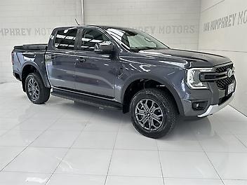 89,900 Km, Utility, 2993 cc, Diesel engine, 10 Speed Automatic