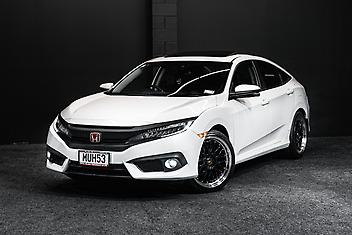 102,000 Km, Sedan, 1498 cc, Petrol engine, Automatic