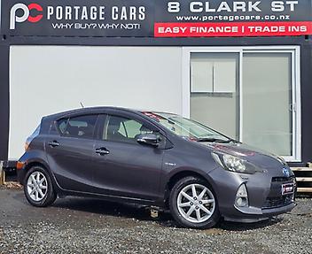 53,763 Km, Hatchback, 1496 cc, Hybrid engine, Automatic