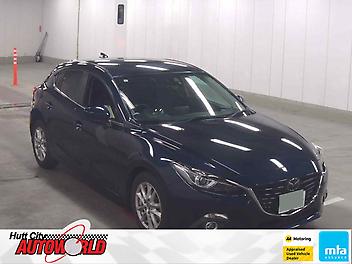 107,208 Km, Hatchback, 1500 cc, Petrol engine, Automatic