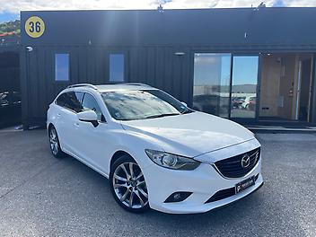76,250 Km, Station Wagon, 2488 cc, Petrol engine, Automatic