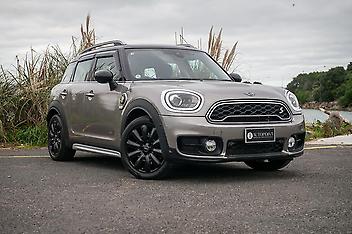 99,000 Km, Rv-suv, 1500 cc, Plug-in hybrid engine, Automatic