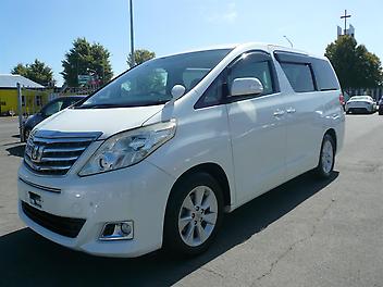 91,000 Km, People Movers, 2400 cc, Petrol engine, automatic