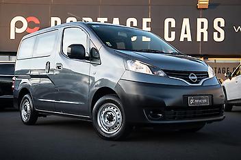 158 Km, Van, 1597 cc, Petrol engine, Automatic