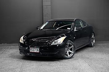 145,241 Km, Coupe, 3690 cc, Petrol engine, Automatic