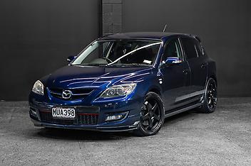 132,041 Km, Hatchback, 2260 cc, Petrol engine, 6 Speed Manual
