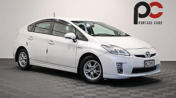 158,240 Km, Sedan, 1790 cc, Hybrid engine, Automatic