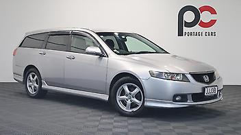 186,101 Km, Station Wagon, 2350 cc, Petrol engine, Automatic