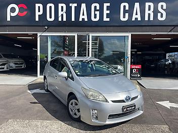 113,456 Km, Hatchback, 1797 cc, Hybrid engine, Automatic