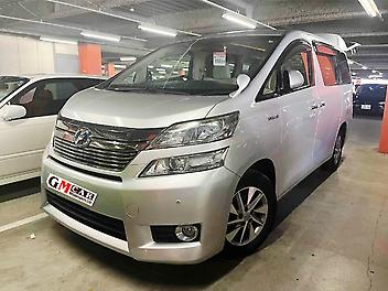 144,000 Km, Van, 2400 cc, Petrol engine, Automatic
