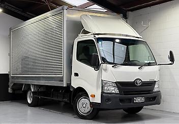160,172 Km, Truck - Box Body, 4000 cc, Diesel engine, Manual
