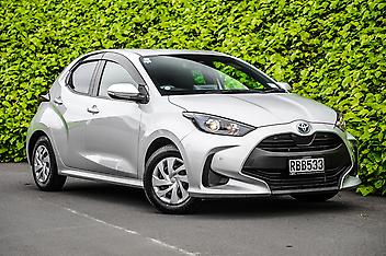 53,178 Km, Hatchback, 1500 cc, Hybrid engine, Automatic