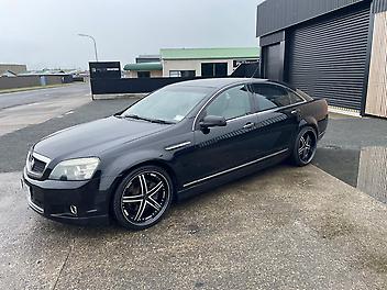 142,152 Km, Sedan, 5967 cc, Petrol engine, 6 Speed Automatic