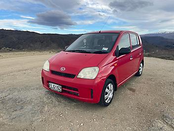 100,265 Km, Hatchback, 989 cc, Petrol engine, Automatic