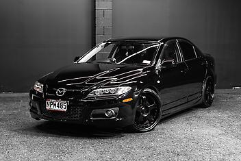 152,000 Km, Sedan, 2260 cc, Petrol engine, Manual