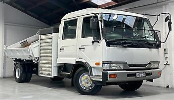 327,128 Km, Truck - Tip Truck, 9200 cc,  engine, Manual