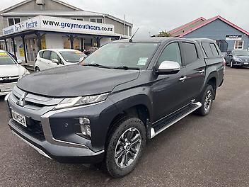 90,497 Km, Ute, 2442 cc,  engine, Auto