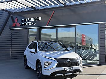 49,451 Km, RV/SUV, 1499112 cc, Petrol engine, Tiptronic, Continuous Variable