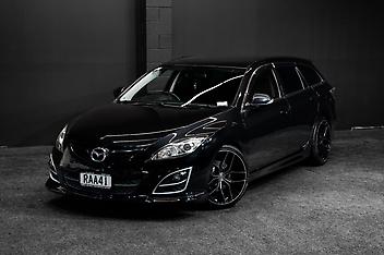 139,000 Km, Station Wagon, 2480 cc, Petrol engine, Automatic