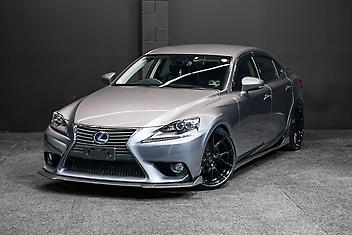 130,520 Km, Sedan, 2493 cc, Hybrid engine, Automatic