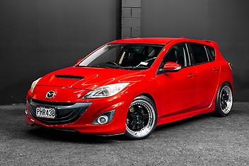 135,000 Km, Hatchback, 2260 cc, Petrol engine, Manual