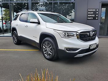 118,000 Km, RV/SUV, 3649231 cc, Petrol engine, 9-gear automatic