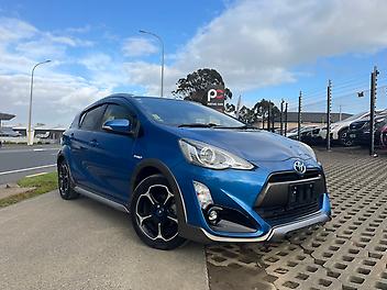 74,300 Km, Hatchback, 1496 cc, Hybrid engine, Automatic