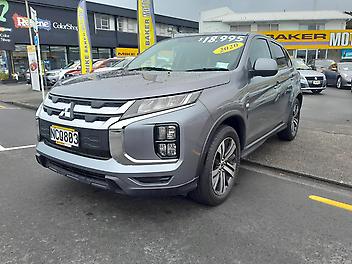 111,110 Km, Station Wagon, 1998 cc, Petrol engine, Automatic