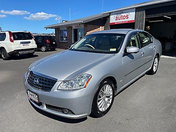 70,870 Km, Sedan, 3490 cc, Petrol engine, 5-Speed Auto