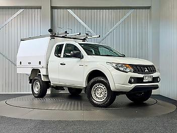 311,500 Km, Ute, 2400 cc, Diesel engine, Automatic