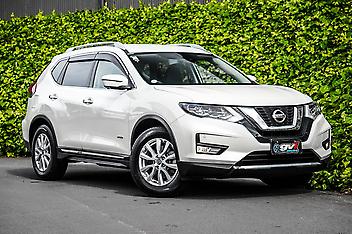 21,315 Km, 4WD, 2000 cc, Hybrid engine, Automatic