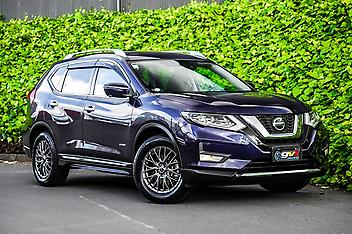 29,987 Km, 4WD, 2000 cc, Hybrid engine, Automatic