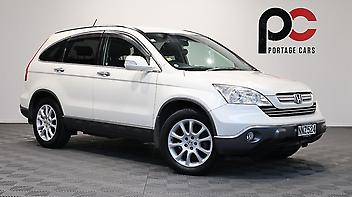 123,670 Km, RV-SUV, 2350 cc, Petrol engine, Automatic