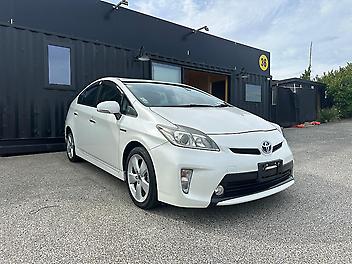 95,418 Km, Hatchback, 1800 cc, Hybrid engine, Automatic