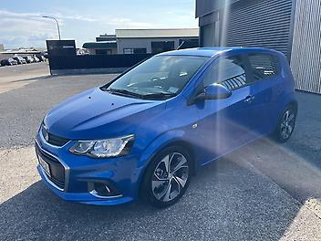 79,050 Km, Hatch, 1598 cc, Petrol engine, 6 Speed Automatic