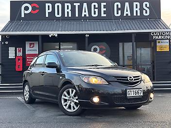 166,482 Km, Hatchback, 1990 cc, Petrol engine, Automatic