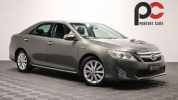 113,470 Km, Sedan, 2493 cc, Hybrid engine, Automatic