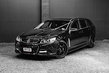 144,000 Km, Station Wagon, 3564 cc, Petrol engine, Automatic