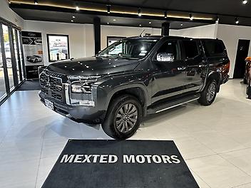 18,000 Km, Ute, 2442 cc, Diesel engine, 6 Speed Auto