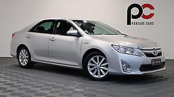 78,757 Km, Sedan, 2500 cc, Hybrid engine, Automatic