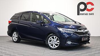 97,880 Km, Station Wagon, 1496 cc, Hybrid engine, Automatic