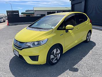 90,533 Km, Hatch, 1496 cc, Hybrid (Electric) engine, 7 SPEED AUTOMATIC