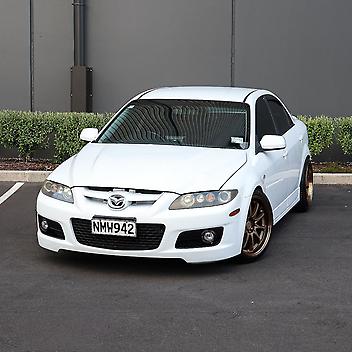 159,000 Km, Sedan, 2260 cc, Petrol engine, Automatic