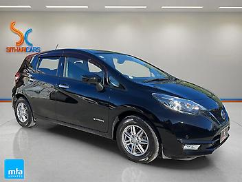 60,844 Km, Hatchback, 1200 cc, Hybrid engine, Auto