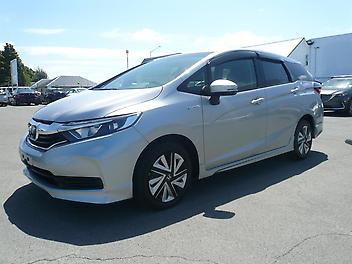 72,000 Km, Station Wagon, 1500 cc, Hybrid (Petrol) engine, automatic